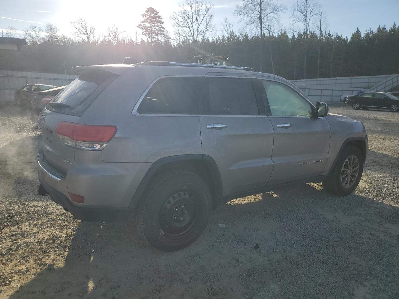 2014 Jeep Grand Cherokee - Image 3