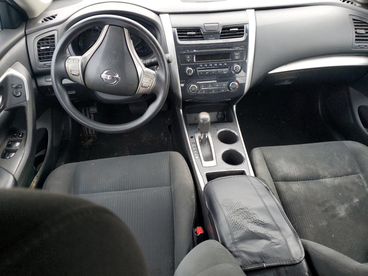 2015 Nissan Altima - Image 8