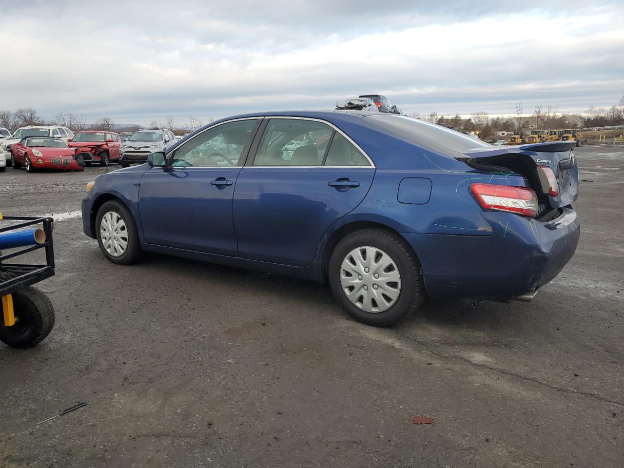 2010 Toyota Camry - Image 2