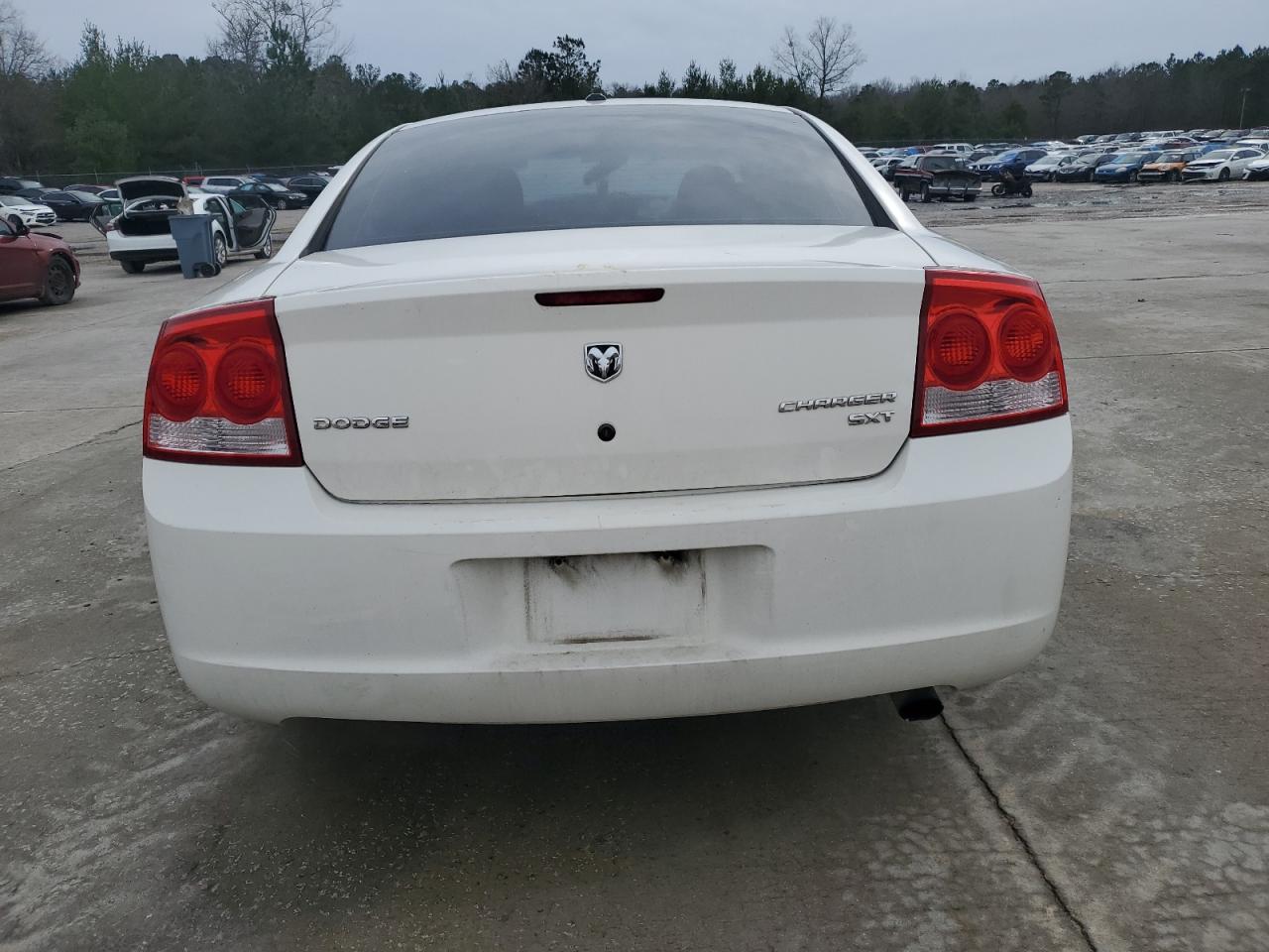 2010 Dodge Charger - Image 6