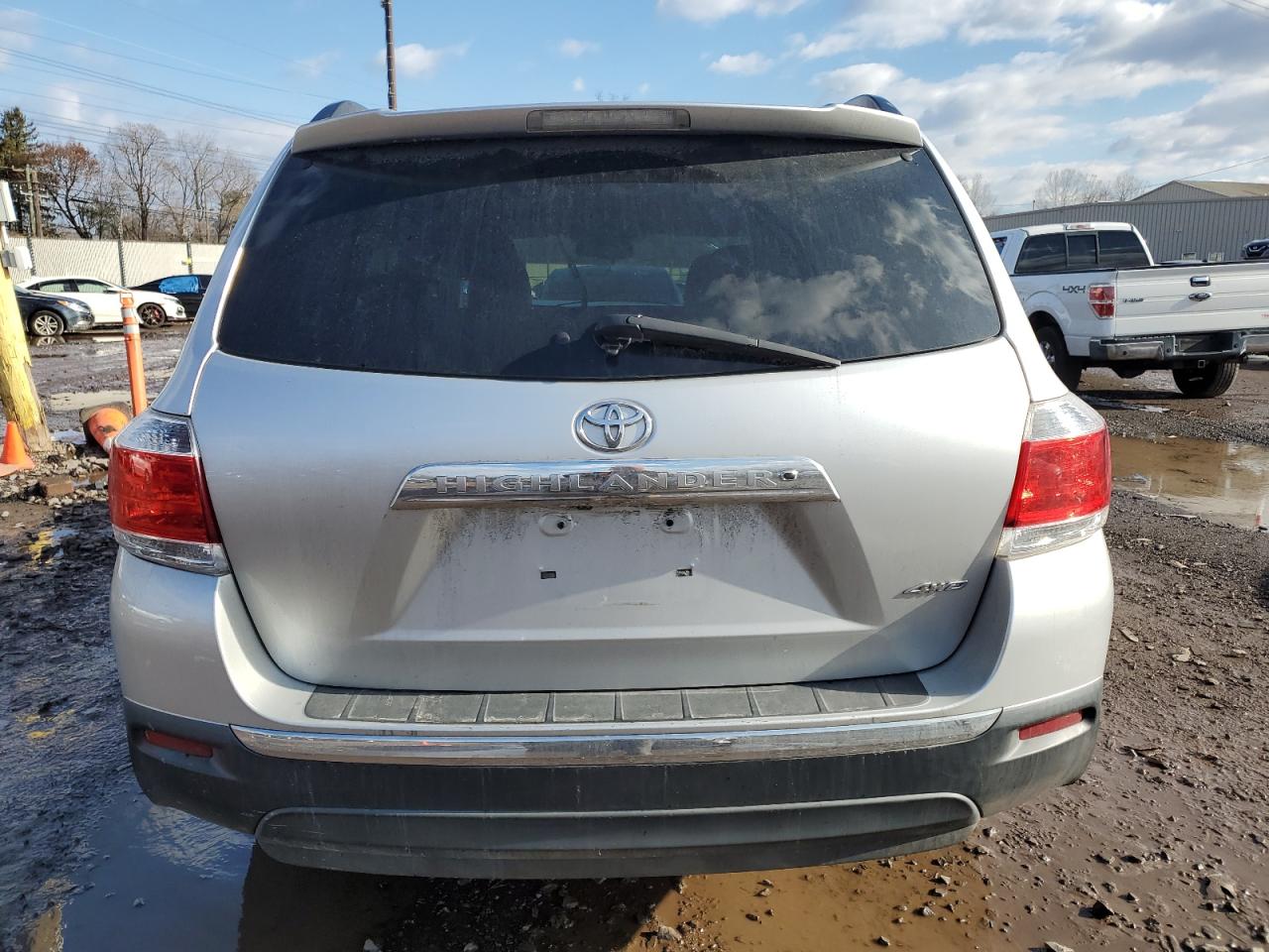 2013 Toyota Highlander - Image 6