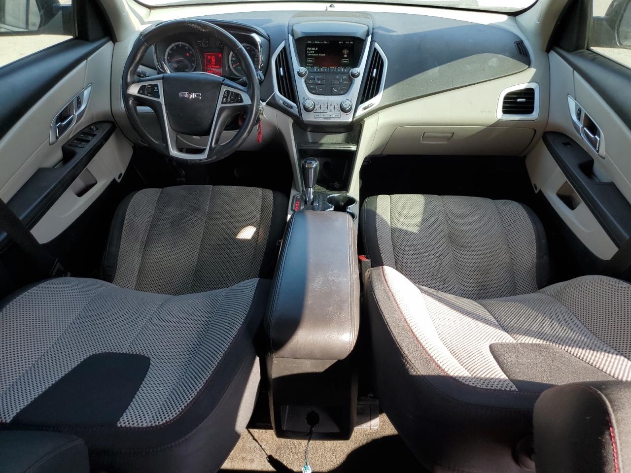 2017 GMC Terrain - Image 8