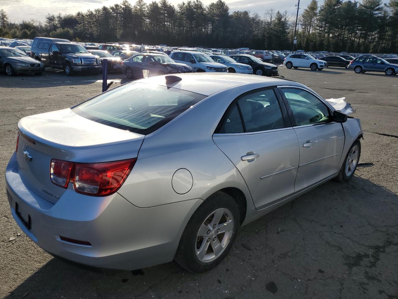 2016 Chevrolet Malibu - Image 3
