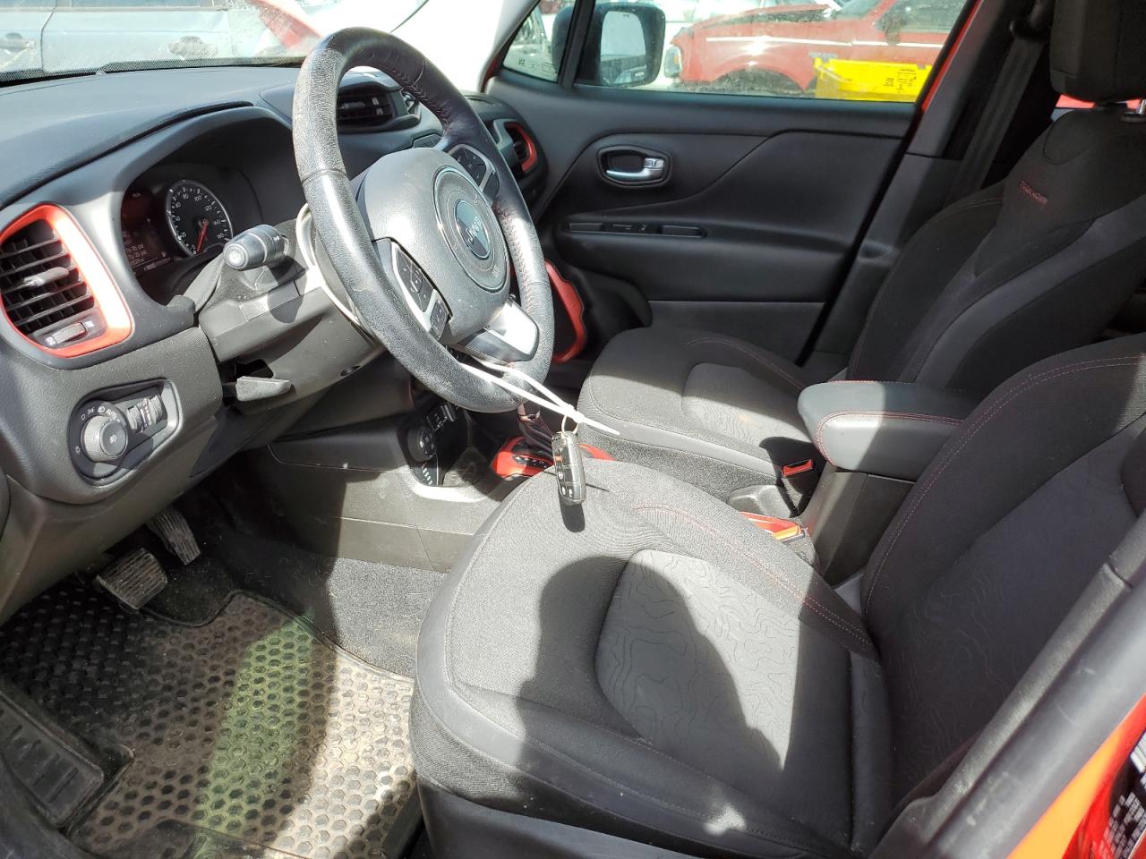2017 Jeep Renegade - Image 7