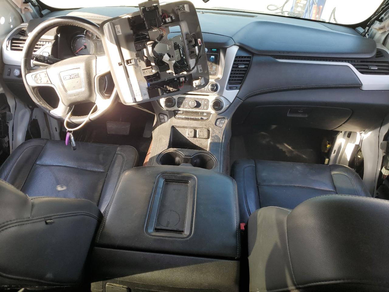 2020 GMC Yukon - Image 8