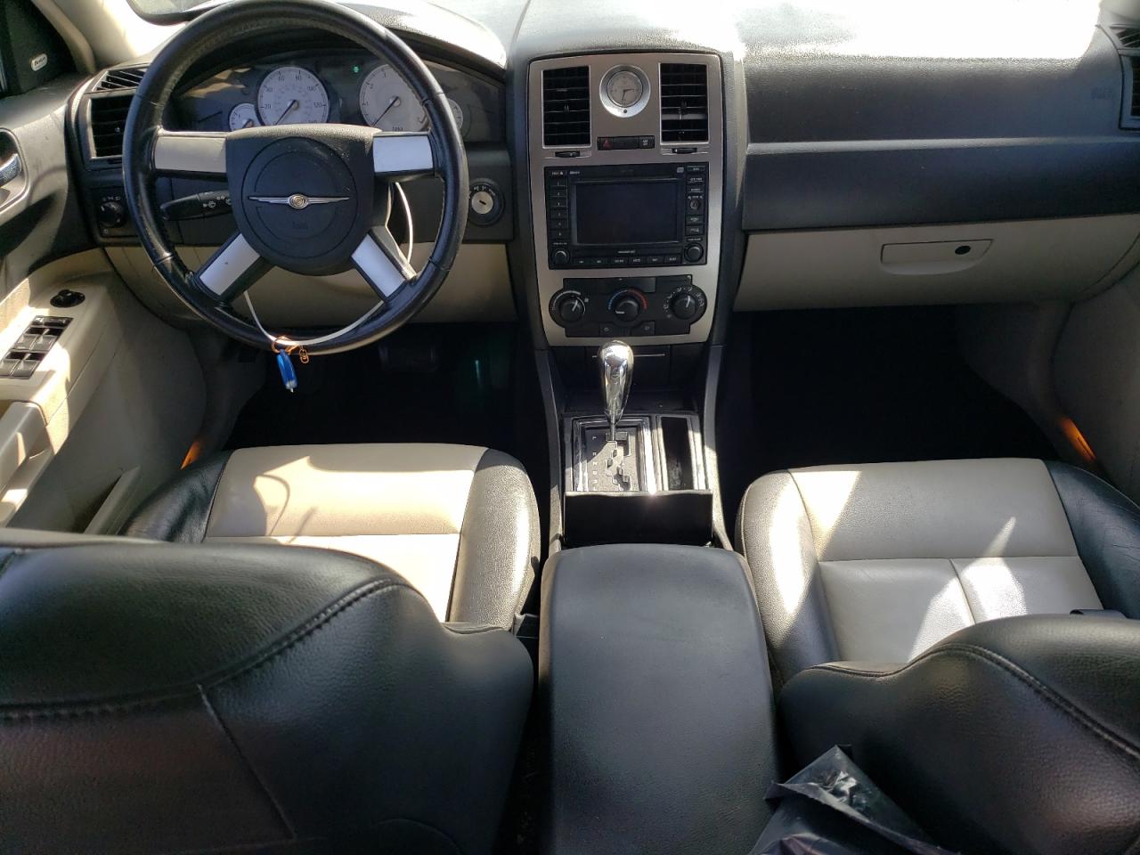 2005 Chrysler 300 Touring VIN: 2C3JA53G95H563997 Lot: 45089314