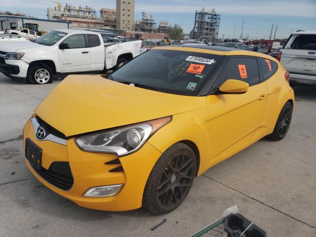  HYUNDAI VELOSTER 2017 Желтый