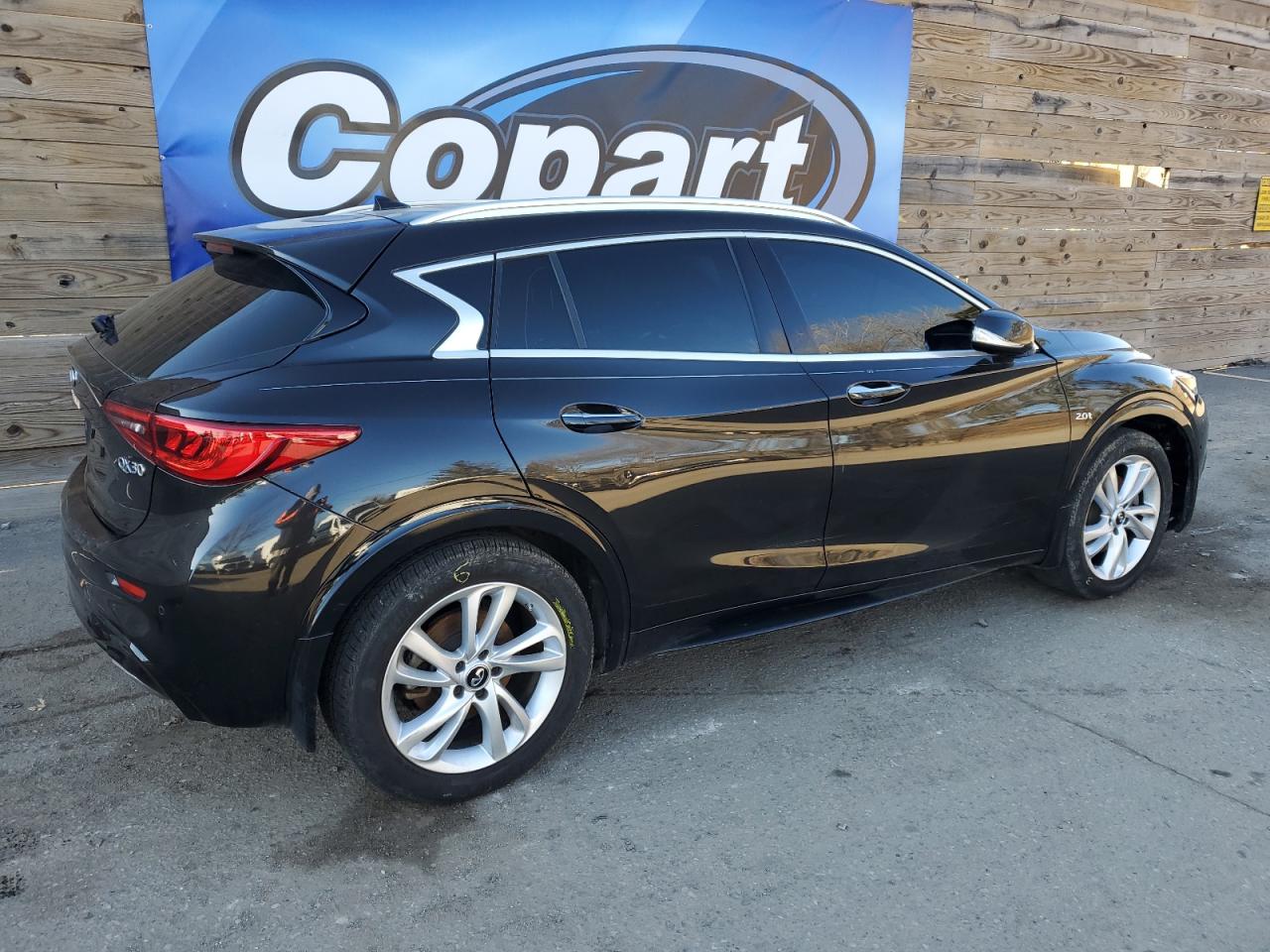 QX30 QX30