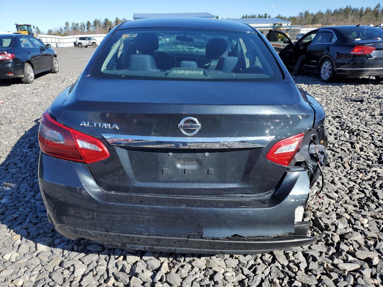 1N4AL3AP2GN323803 2016 Nissan Altima 2.5