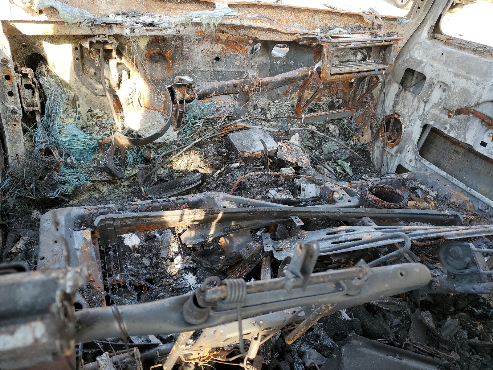 5GRGN23U53H136090 2003 Hummer H2