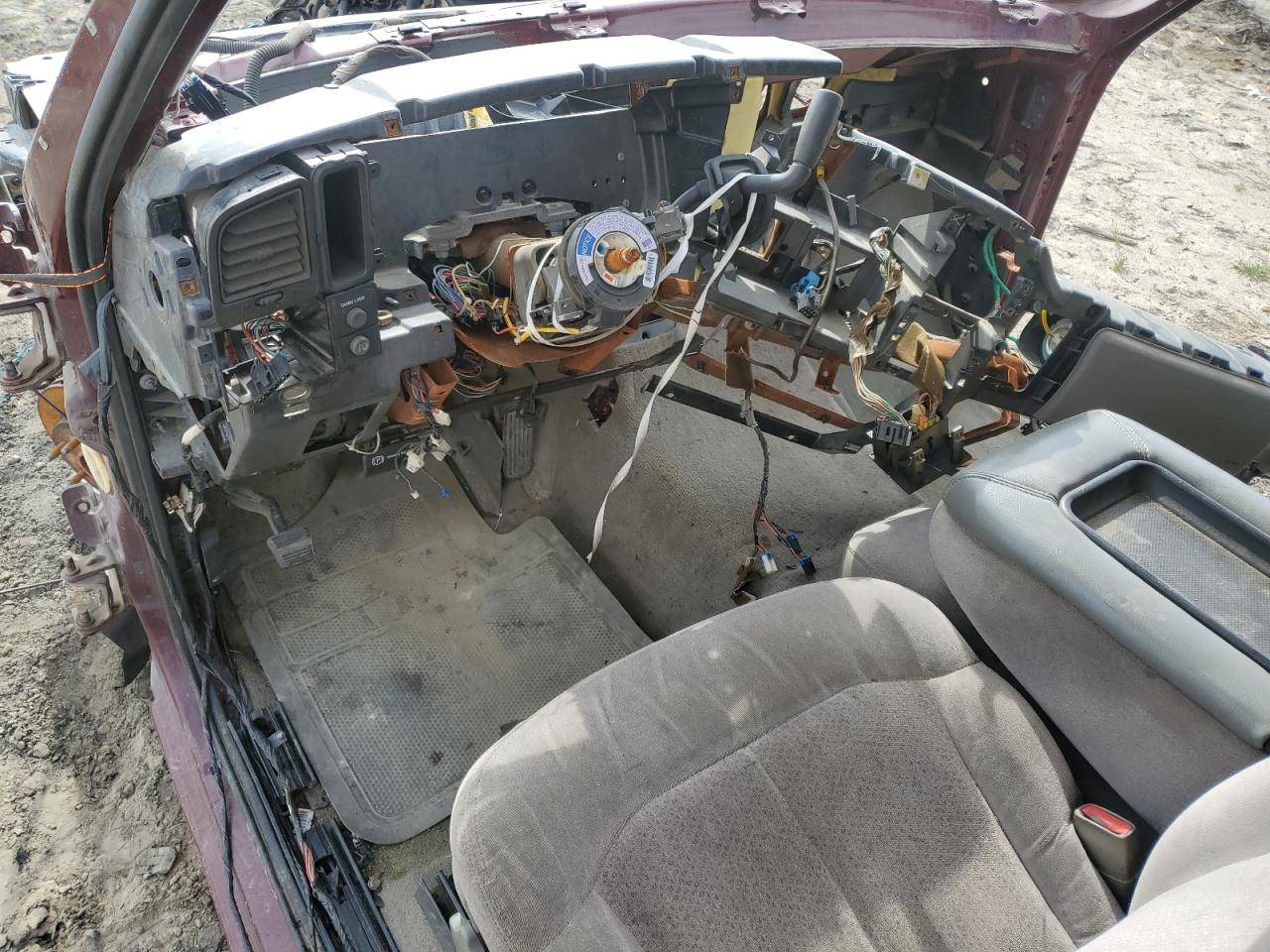 2000 Chevrolet Silverado - Image 8
