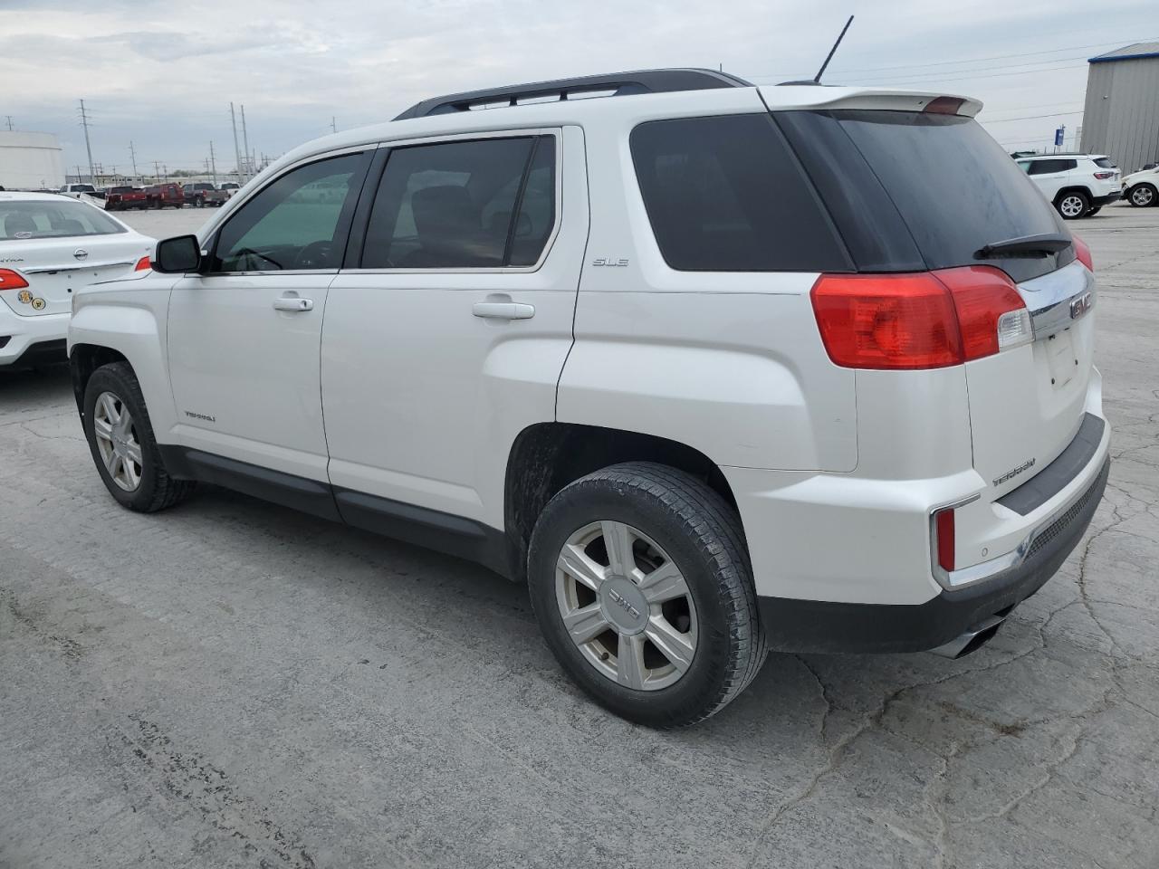 2GKFLNE35G6261857 2016 GMC Terrain Sle