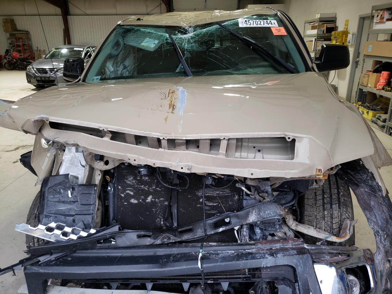 2019 Toyota Tundra - Image 12