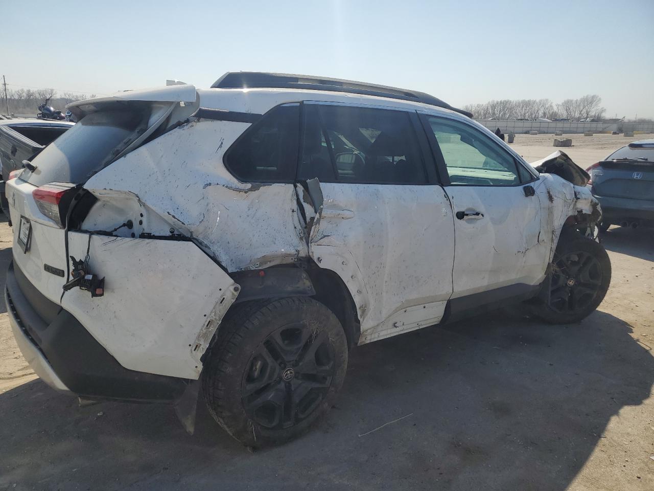 2022 Toyota RAV 4 - Image 3