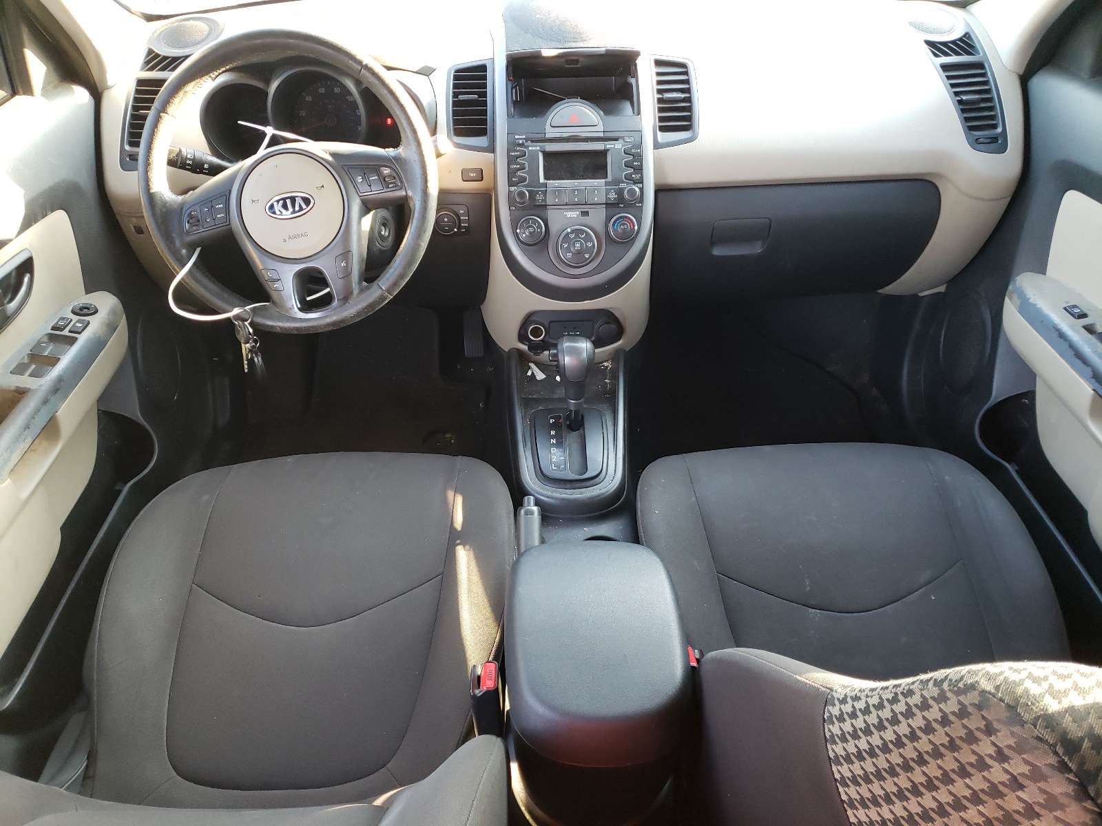 KNDJT2A26A7088102 2010 Kia Soul +