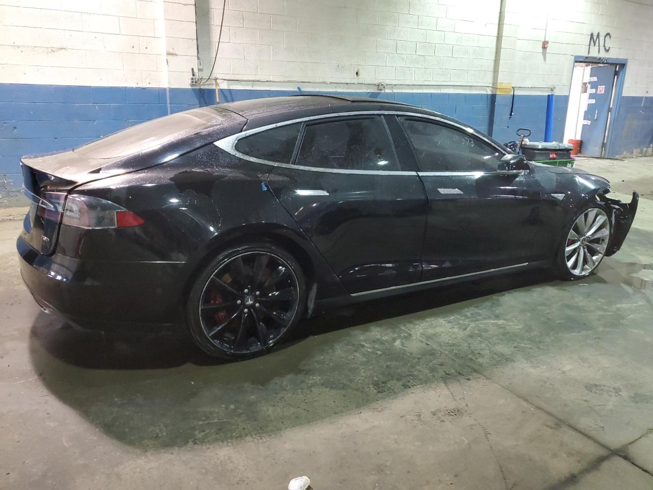 2015 Tesla Model S VIN: 5YJSA1E22FF103257 Lot: 46783064