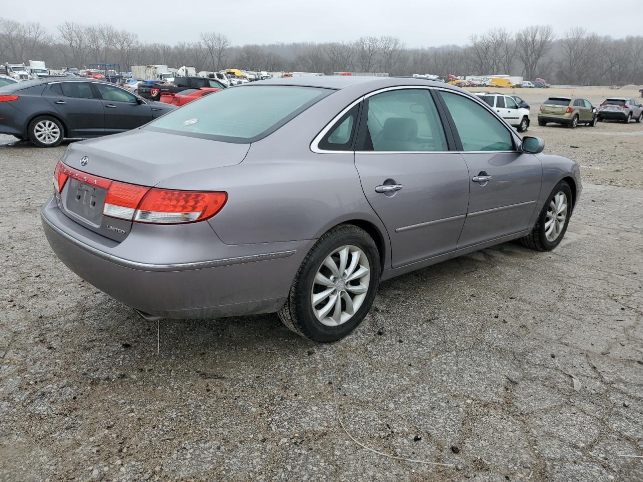 2006 Hyundai Azera Se VIN: KMHFC46F46A114506 Lot: 46059854