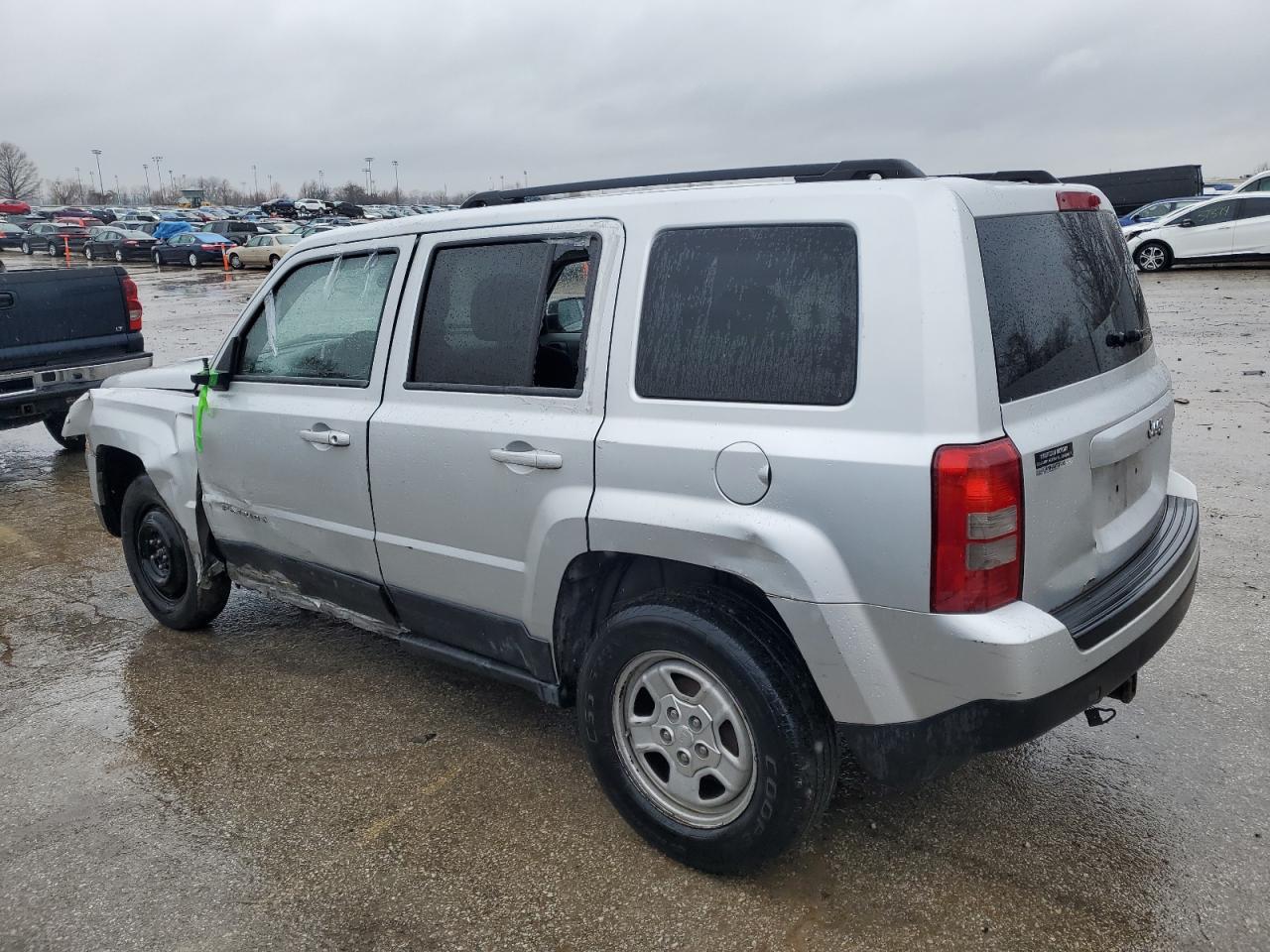 2011 Jeep Liberty (Patriot) - Image 2