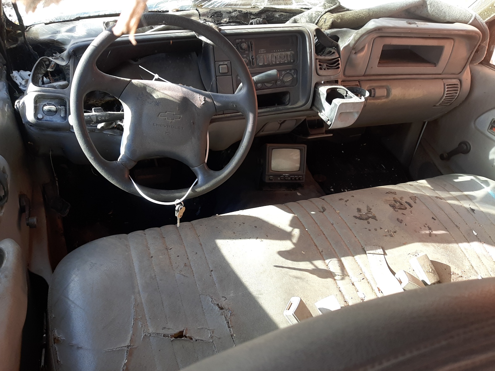 1GBHC33J1YF505297 2000 Chevrolet Gmt-400 C3500