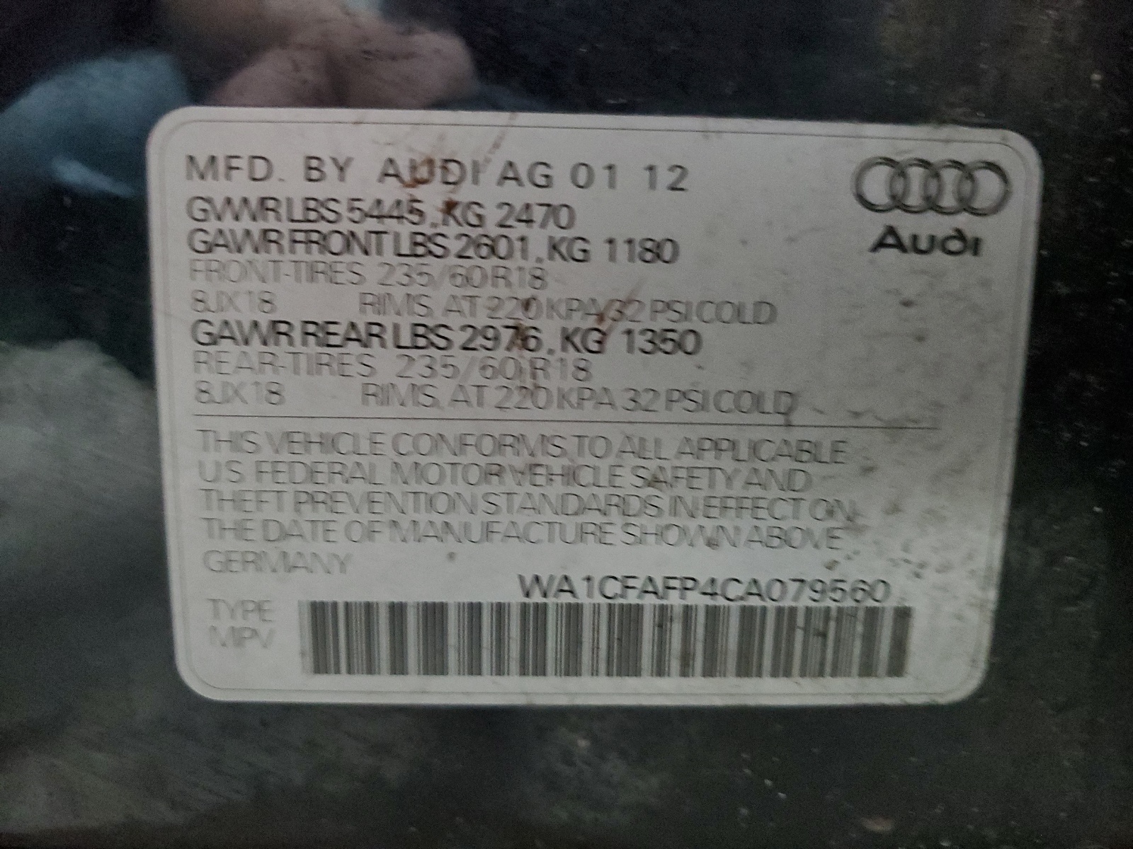 WA1CFAFP4CA079560 2012 Audi Q5 Premium