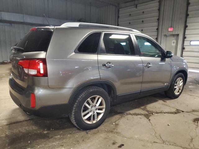  KIA SORENTO 2015 Сірий