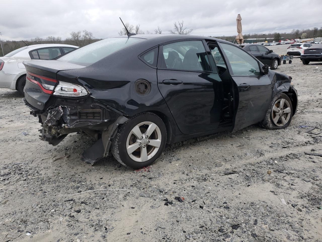 VIN 1C3CDFBB4GD564082 2016 DODGE DART no.3