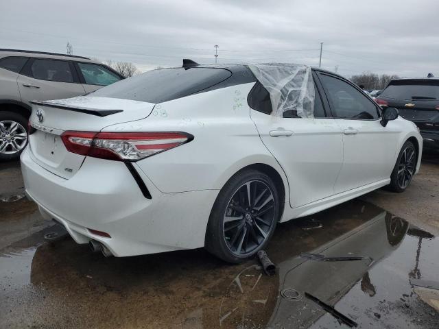  TOYOTA CAMRY 2019 Белы