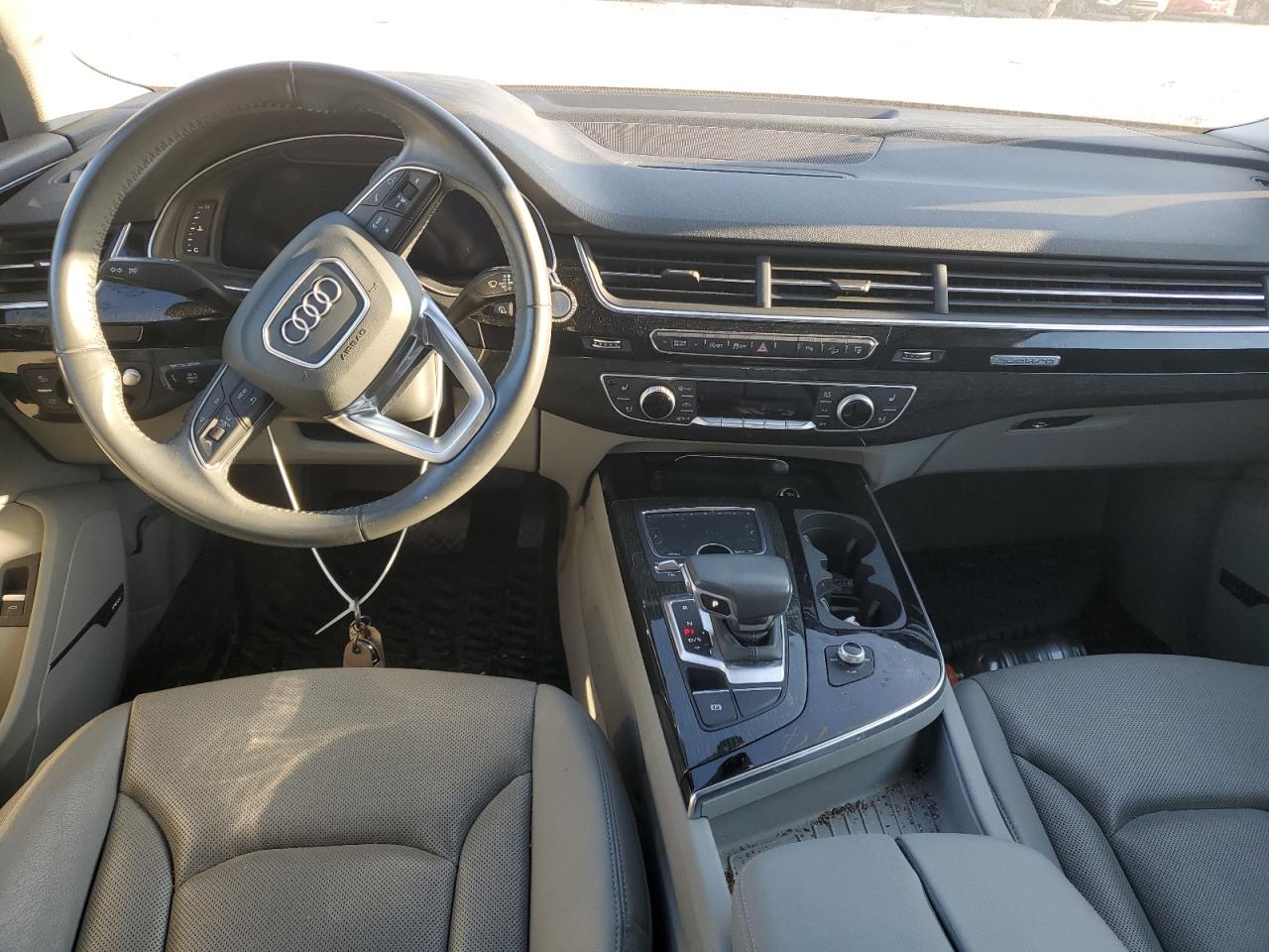 WA1VAAF7XHD029758 2017 Audi Q7 Prestige