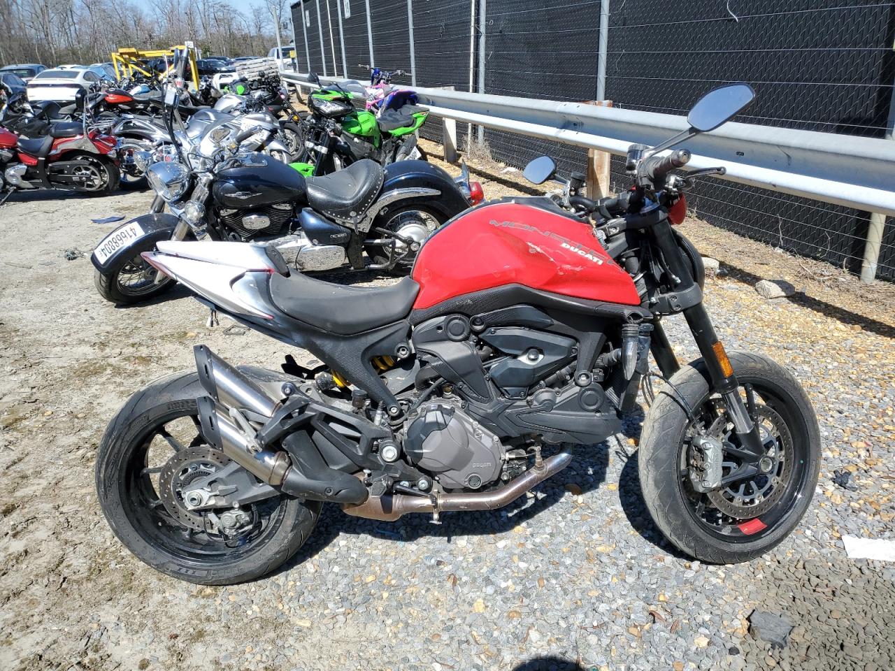 2023 Ducati Monster VIN: ZDMMAMDT9PB006828 Lot: 47673834