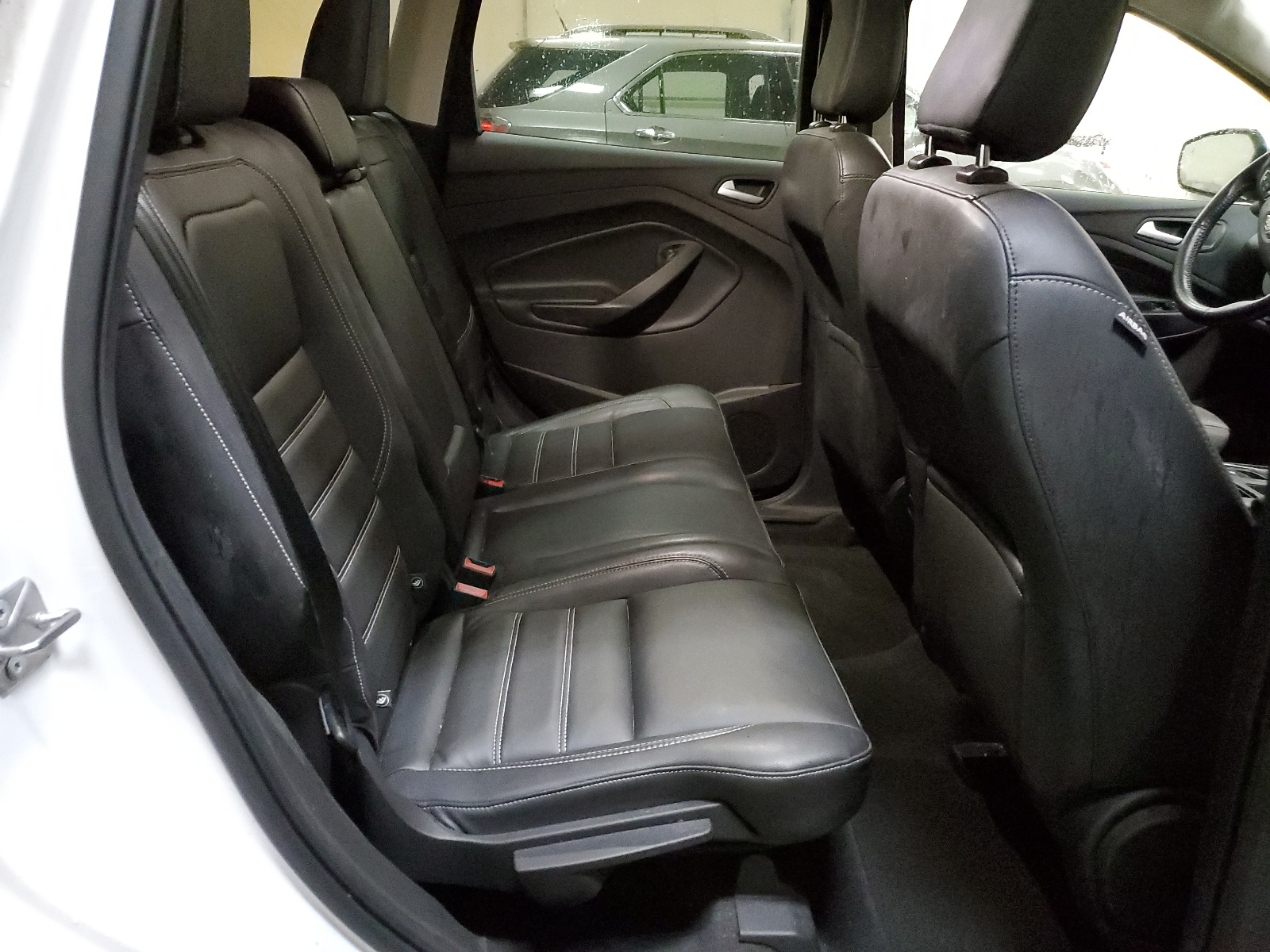 1FMCU9HD3JUD23641 2018 Ford Escape Sel