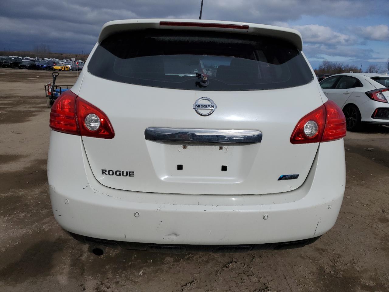 2011 Nissan Rogue S VIN: JN8AS5MT4BW186372 Lot: 47468364