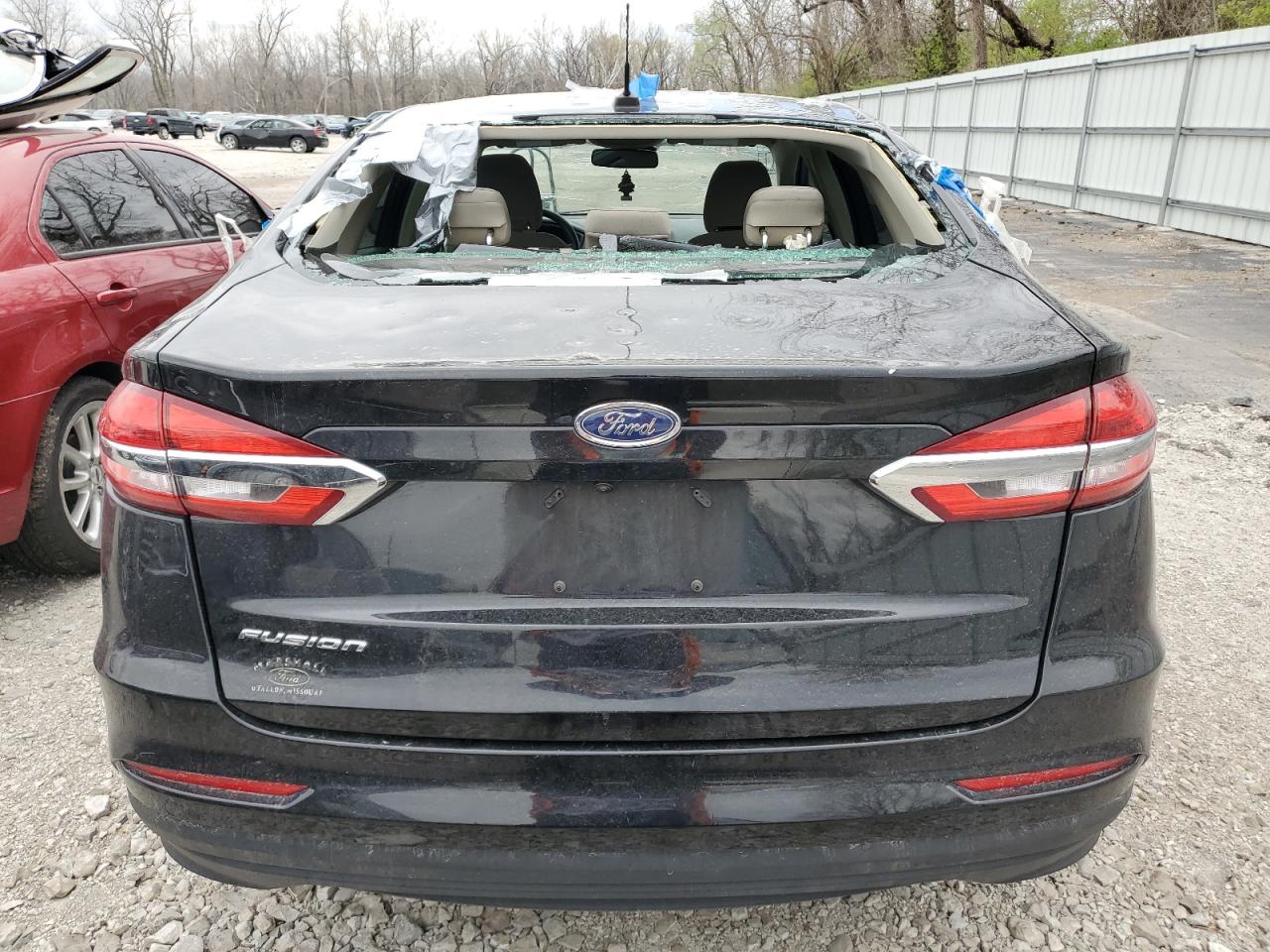 2019 Ford Fusion S VIN: 3FA6P0G7XKR250962 Lot: 47639134