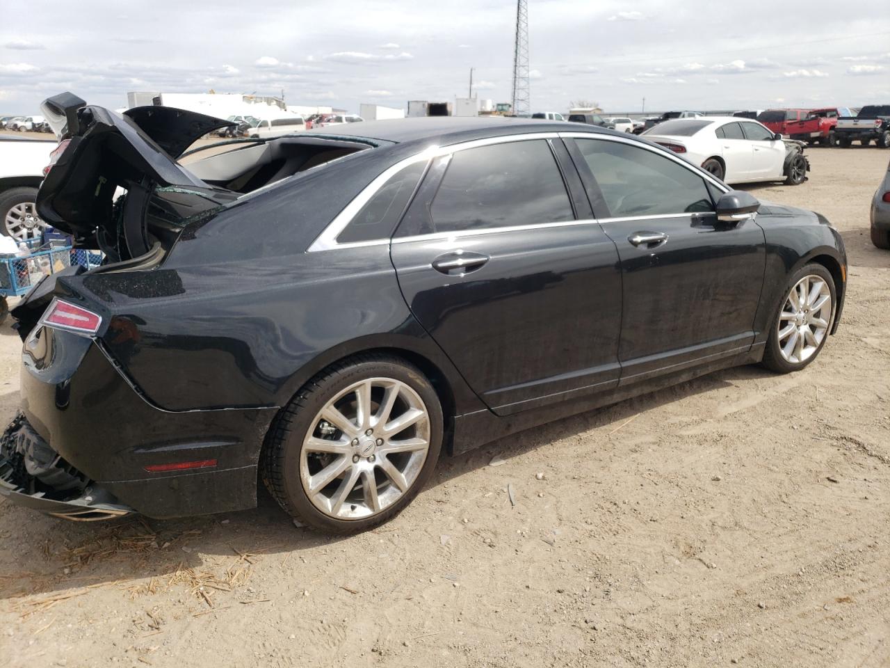 2015 Lincoln MKZ - Image 3
