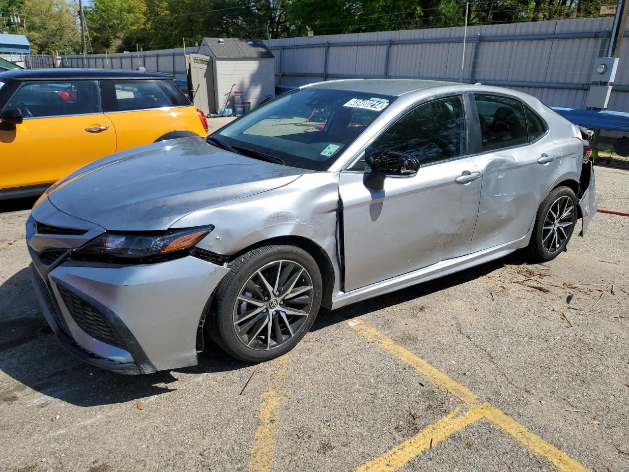 4T1G11AK7RU854650 2024 TOYOTA CAMRY - Image 1