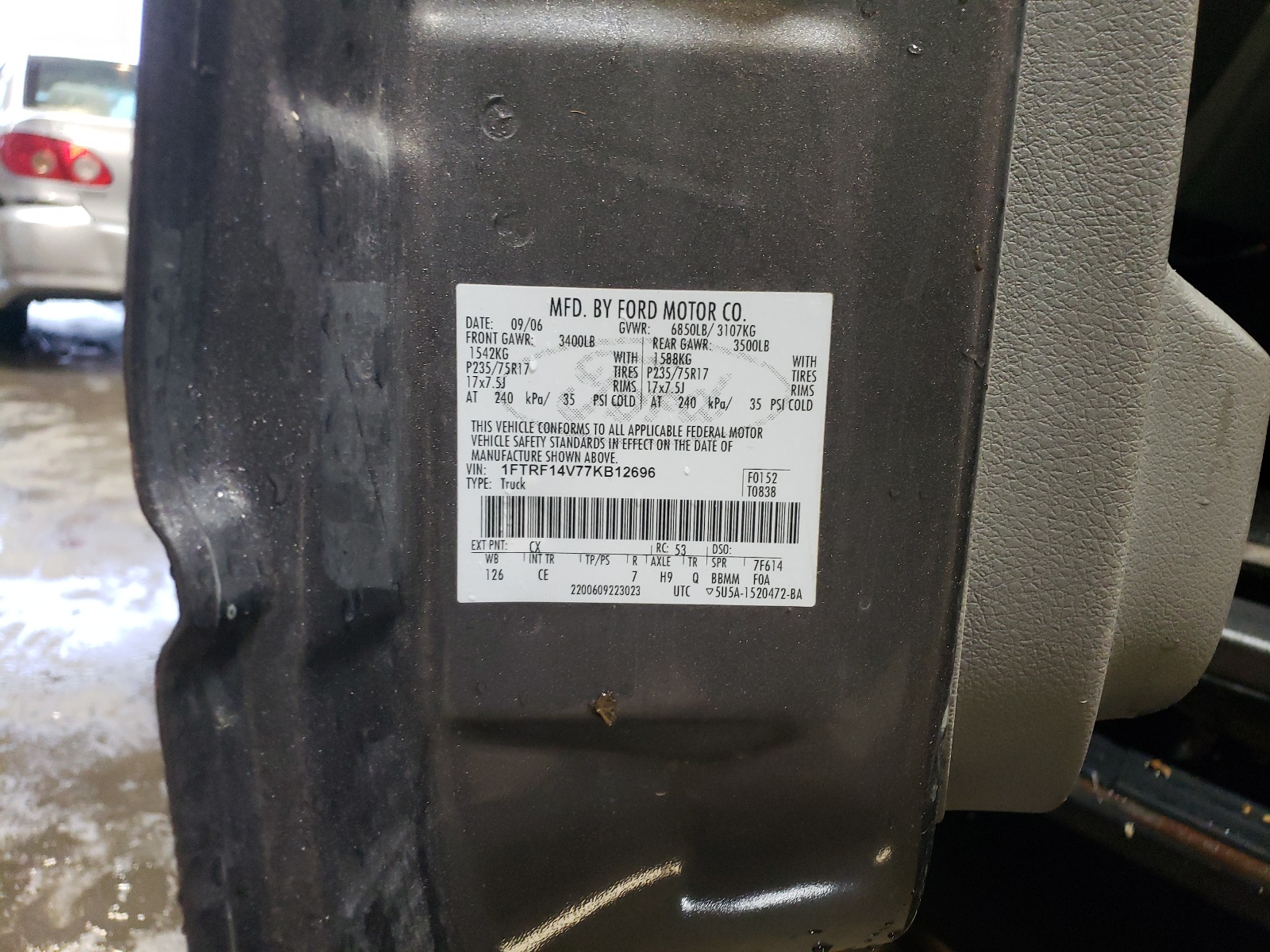 1FTRF14V77KB12696 2007 Ford F150