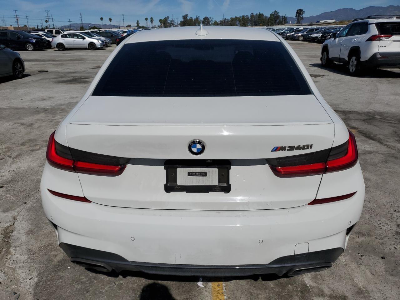 3MW5U7J05L8B28503 2020 BMW M340I