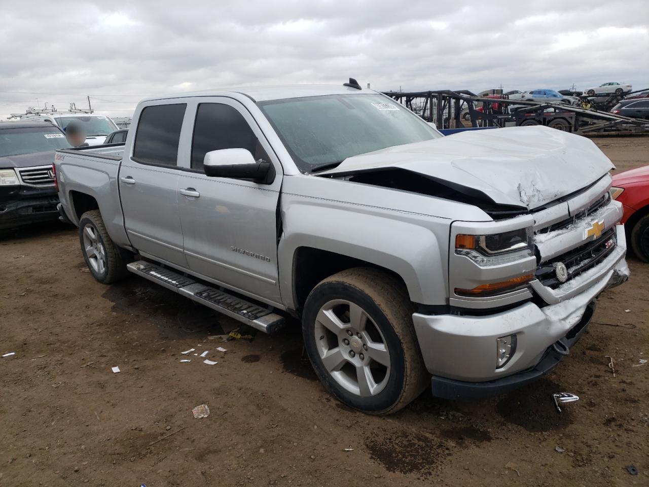 2017 Chevrolet Silverado - Image 4
