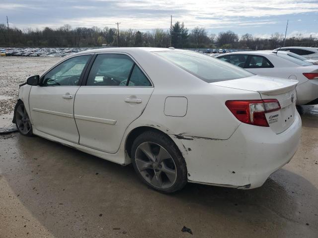  TOYOTA CAMRY 2013 Белый