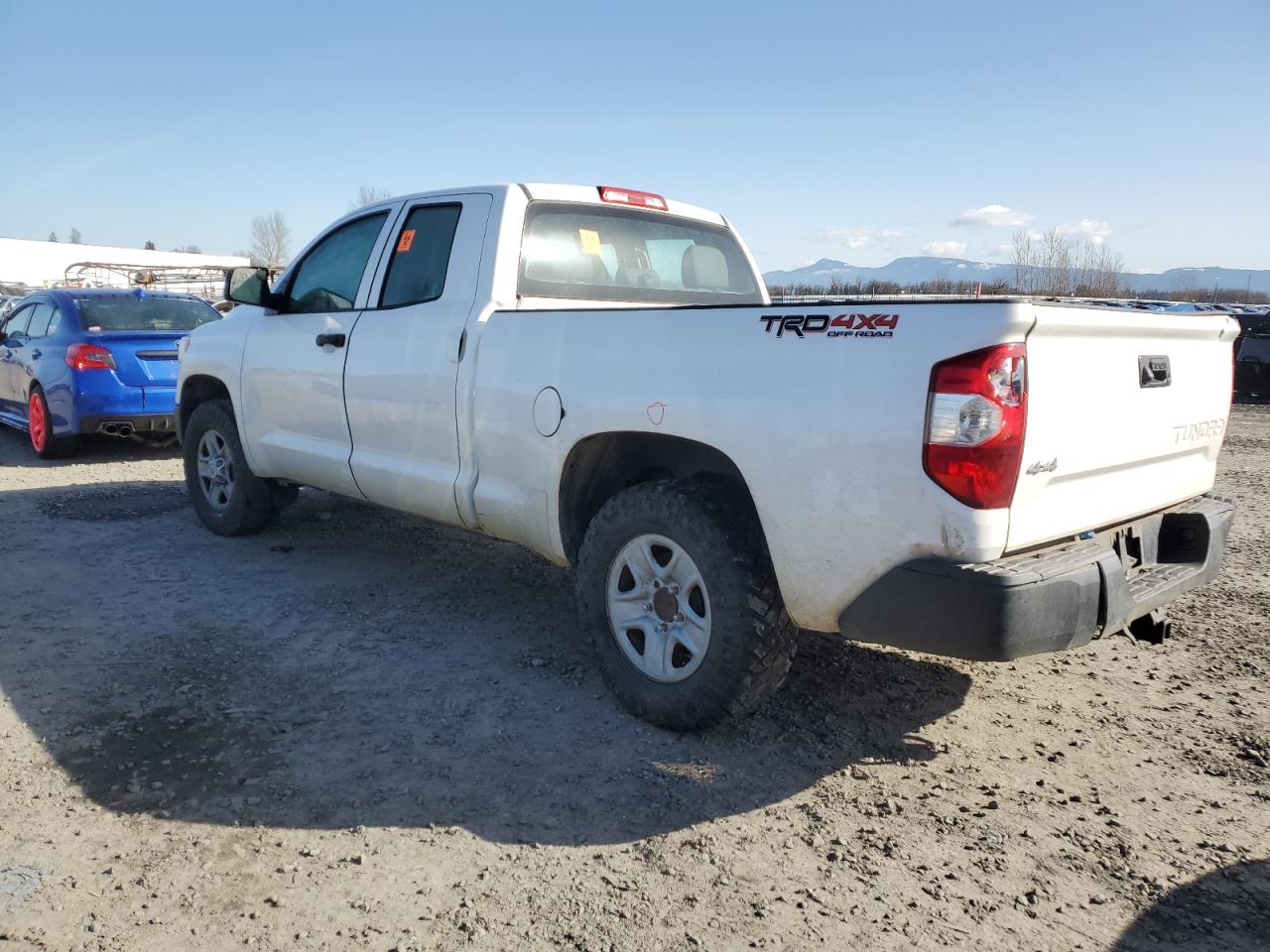 2016 Toyota Tundra Double Cab Sr/Sr5 VIN: 5TFUM5F17GX068557 Lot: 40228434