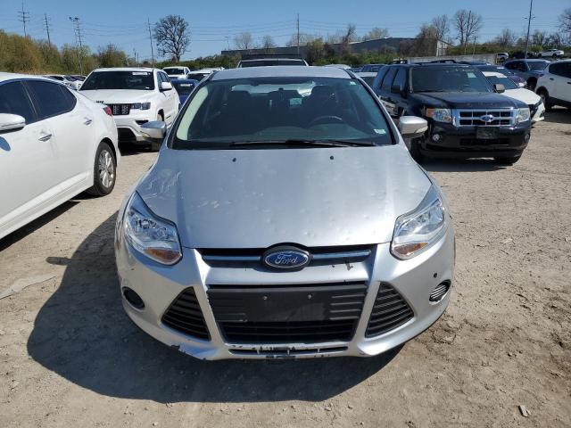 Sedans FORD FOCUS 2014 Silver