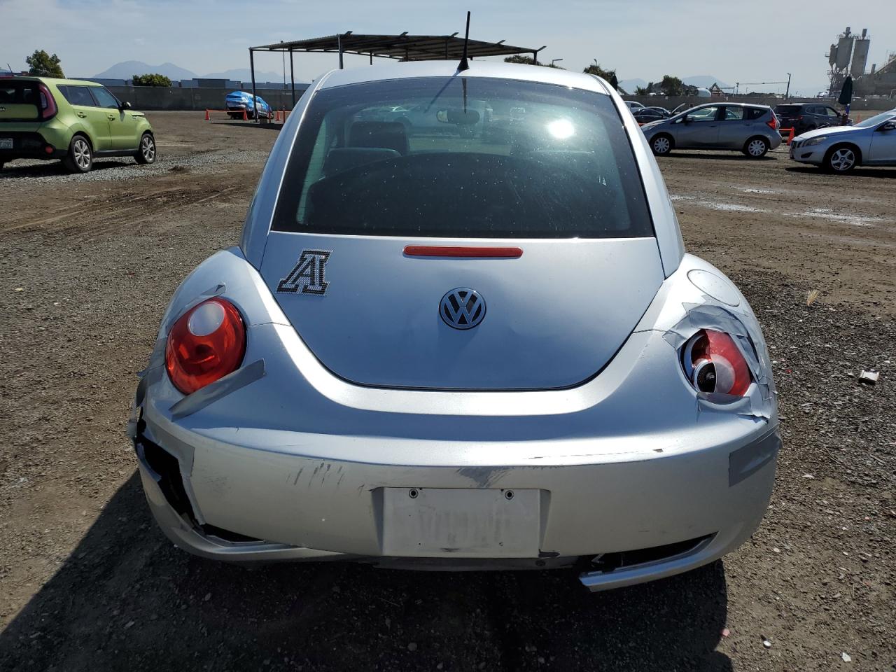 2006 Volkswagen New Beetle 2.5L Option Package 1 VIN: 3VWRG31C06M420695 Lot: 45603594