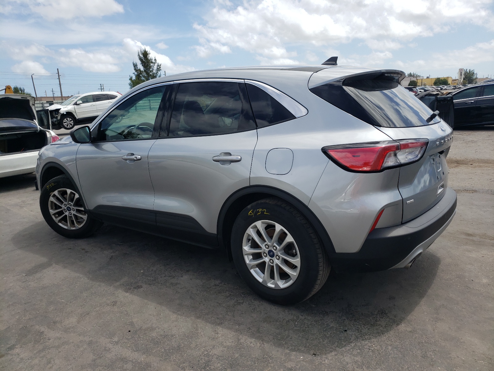 2022 Ford Escape Se vin: 1FMCU9G64NUB24431