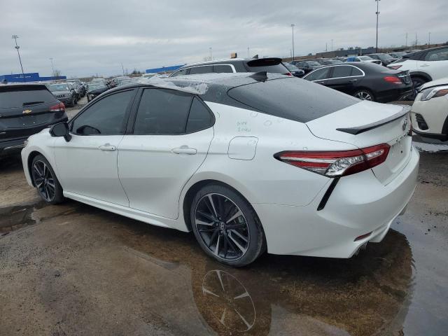  TOYOTA CAMRY 2019 Белы