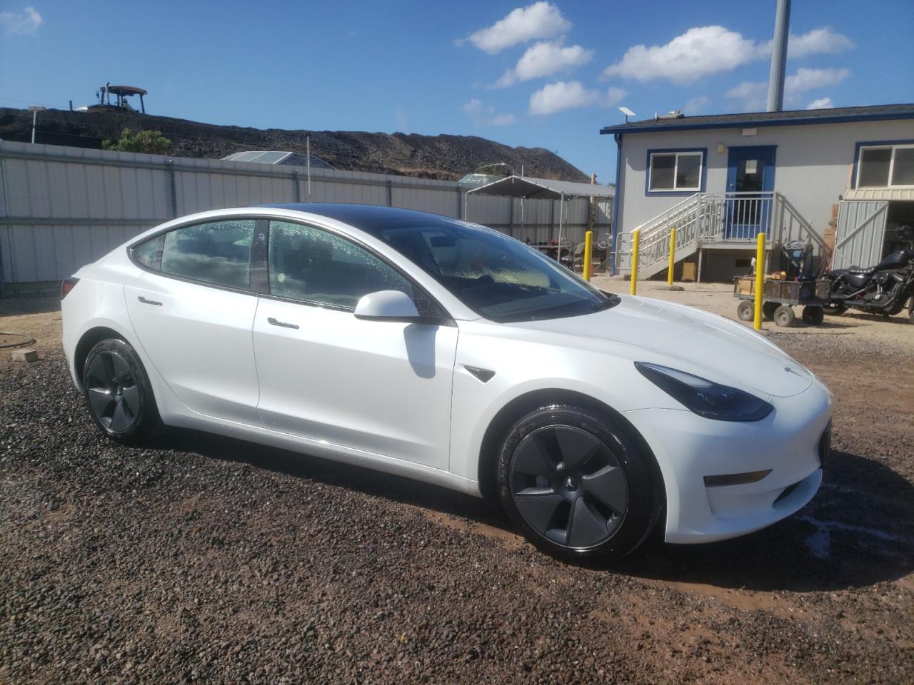 5YJ3E1EA3PF428355 2023 Tesla Model 3