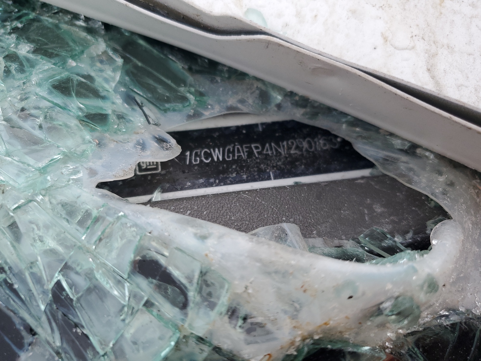 1GCWGAFP4N1290163 2022 Chevrolet Express G2500