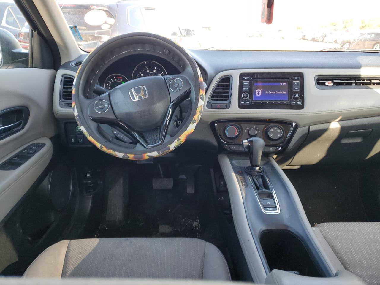 3CZRU6H39HG703594 2017 Honda Hr-V Lx