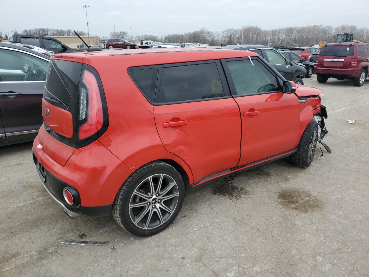 KNDJX3AA2J7552004 2018 Kia Soul !