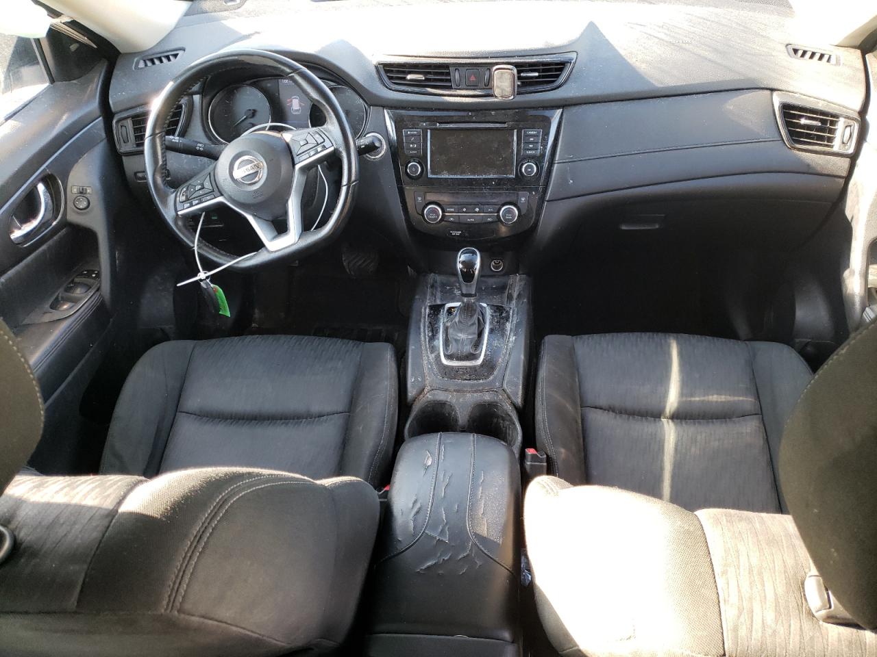 2020 Nissan Rogue - Image 8