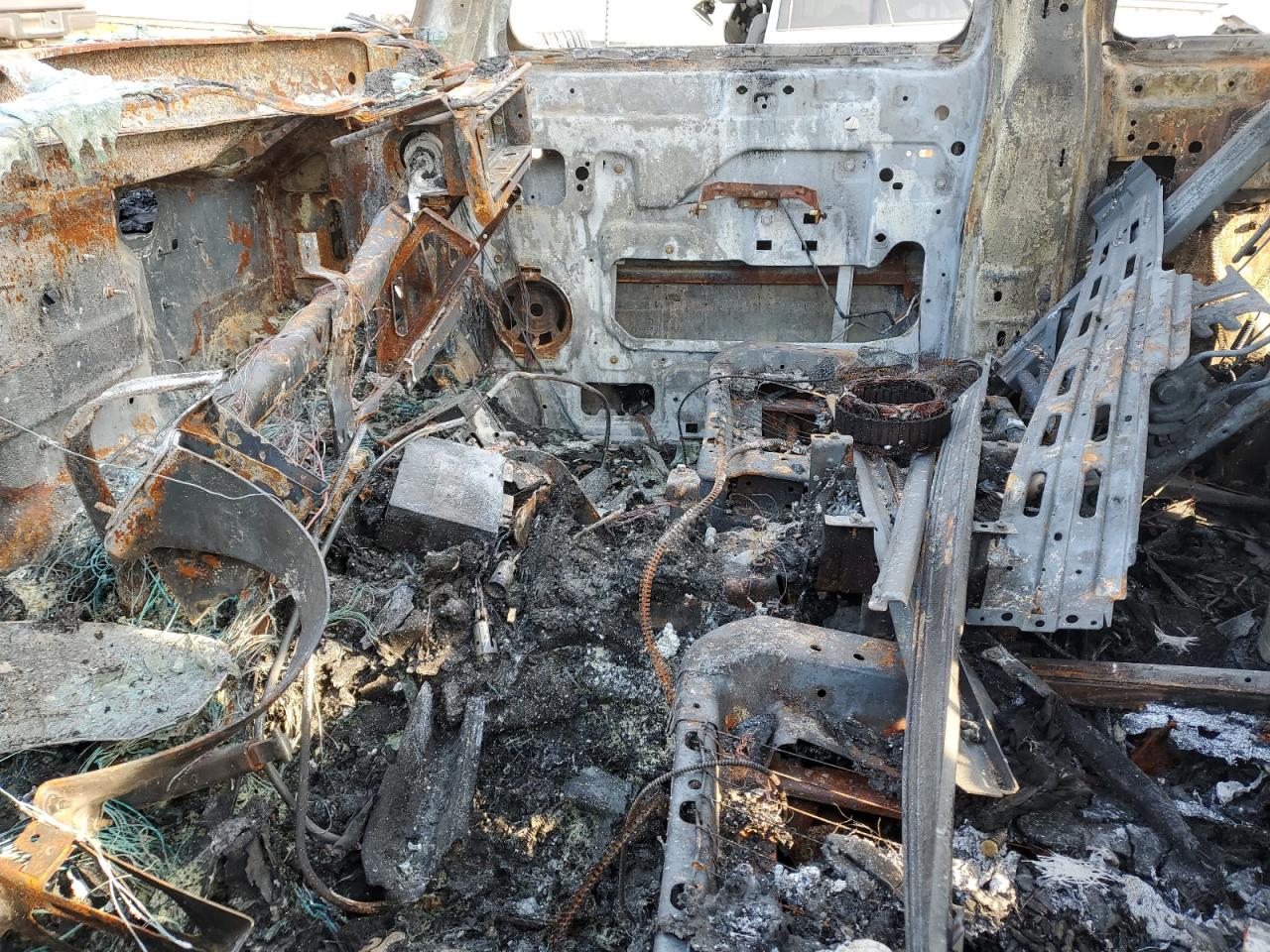 2003 Hummer H2 VIN: 5GRGN23U53H136090 Lot: 46944444