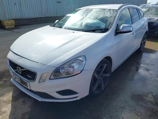 VOLVO V60 R-DESI 2012